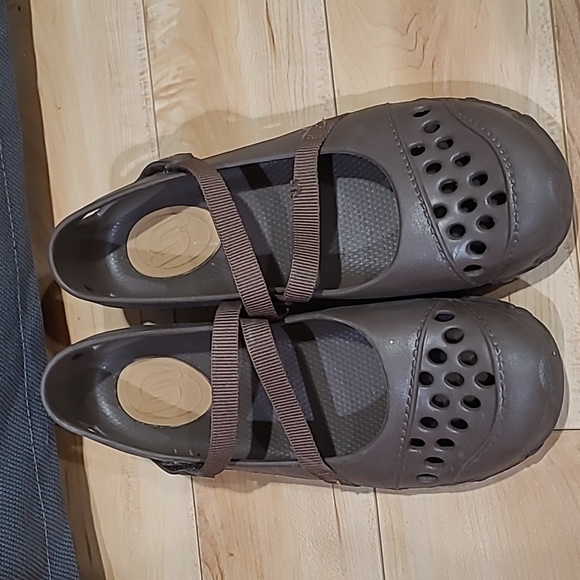 Skechers woman's size 7 brown shoes - Picture 3 of 4